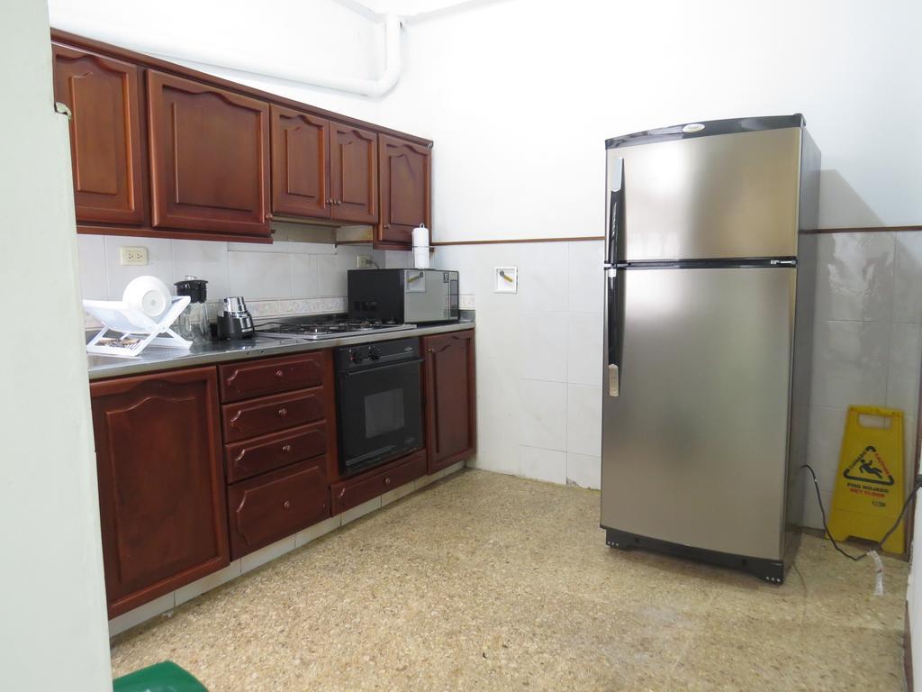 Hostal Casa Prado Меделин Екстериор снимка